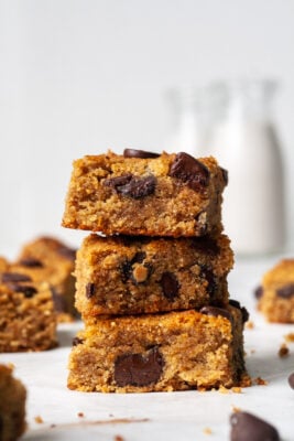 Peanut butter blondies.