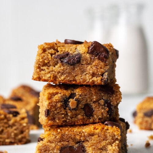 Peanut butter blondies.
