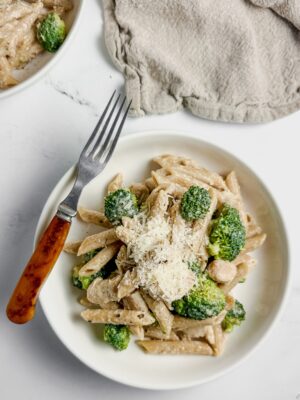 Chicken broccoli alfredo.